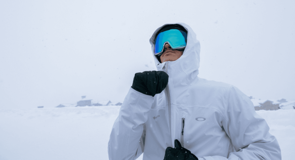 Le Masque de Ski : Est-il Obligatoire pour une Expérience de Ski Sûre et Agréable ?